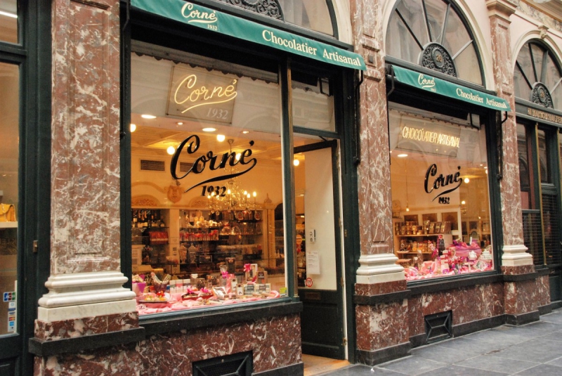 ecommerce-MASSOINS-min_chocolate_chocolaterie_shop_luxury_chic_gallery_brussels_belgium-558146